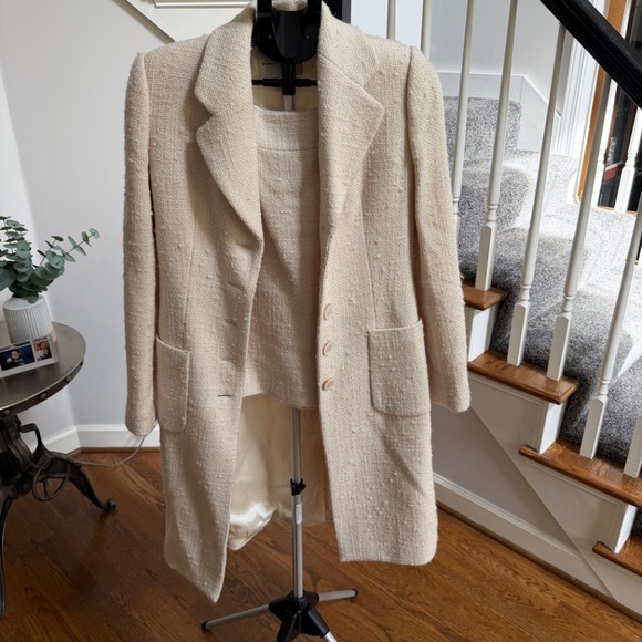 Textured, Off White Jacket - Picture 6 of 7